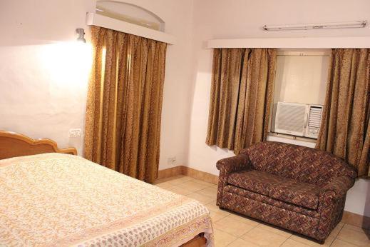 Lakshmi Guest House Dehradun Room photo